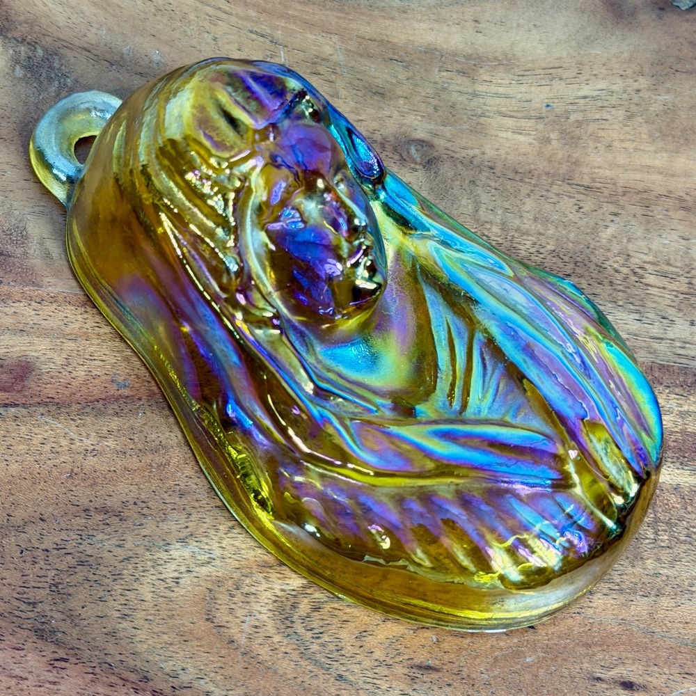 Amber Carnival Glass Madonna Wall Hanging Mold Iridescent Religious Plaque 5.5" - Picture 3 of 8